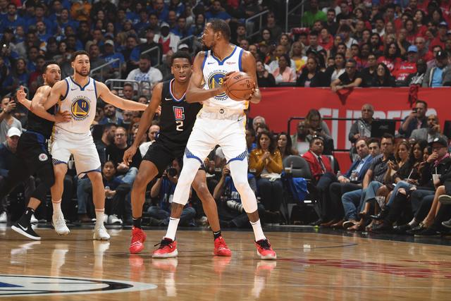 欧冠-福登破门哲凯赖什戴帽 曼城1-4葡萄牙体育